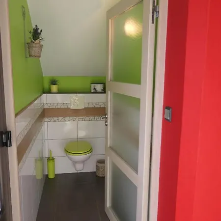 Au Petit Paradis Bed and breakfast 3*