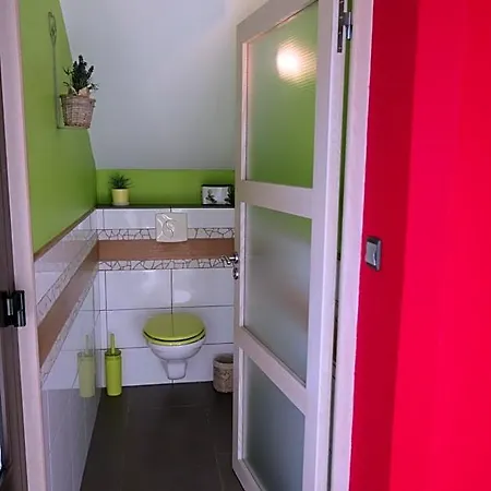 Au Petit Paradis Bed & Breakfast 3*